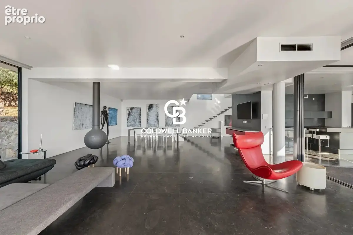 Villa Contemporaine vue mer à 180° avec piscine - 83000 Toulon - photo 4