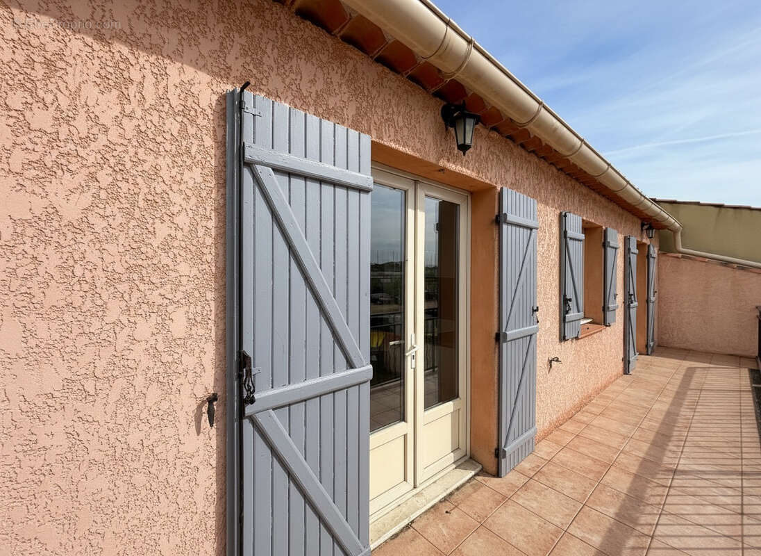 Appartement à SAINT-MAXIMIN-LA-SAINTE-BAUME