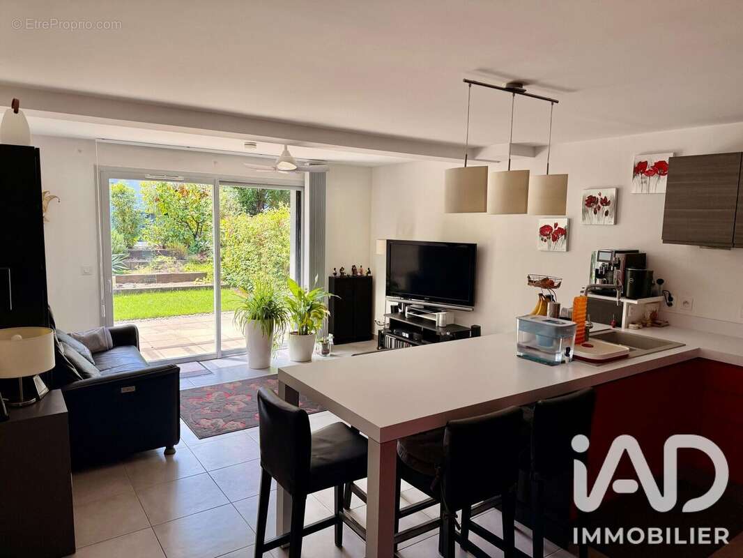 Maison 97 m² à Quintal  - photo 6