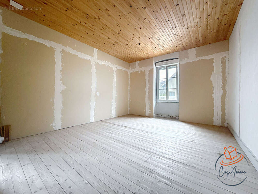 Appartement à SAINT-GERMAIN-DE-JOUX