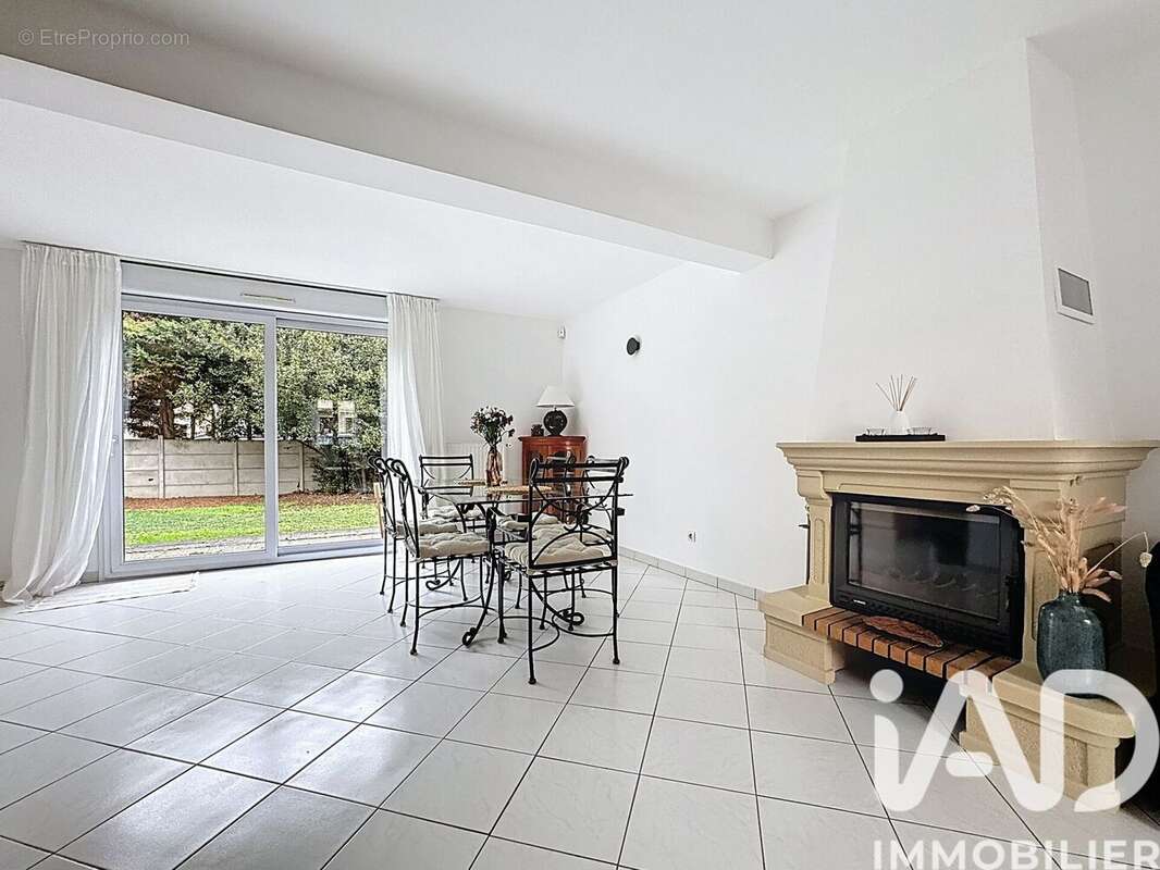 Photo 4 - Maison à LE BLANC-MESNIL