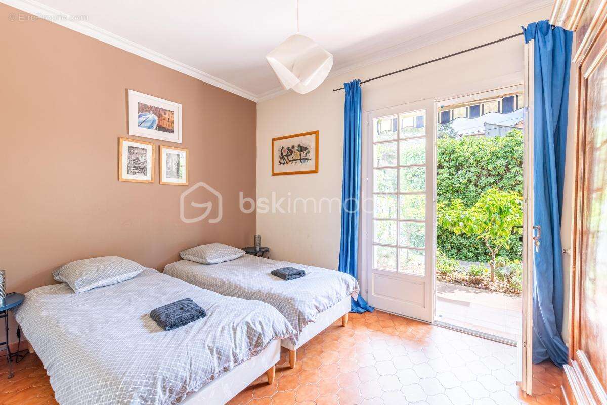 Rare à Portissol : maison avec piscine et vastes espaces, au calme d'un quartier recherché ! - photo 18