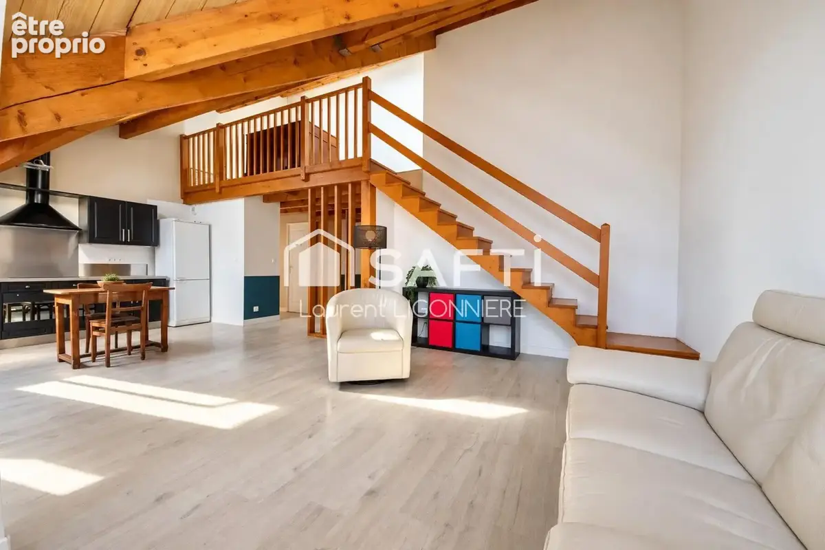 Photo 1 - Appartement à BRIE-COMTE-ROBERT