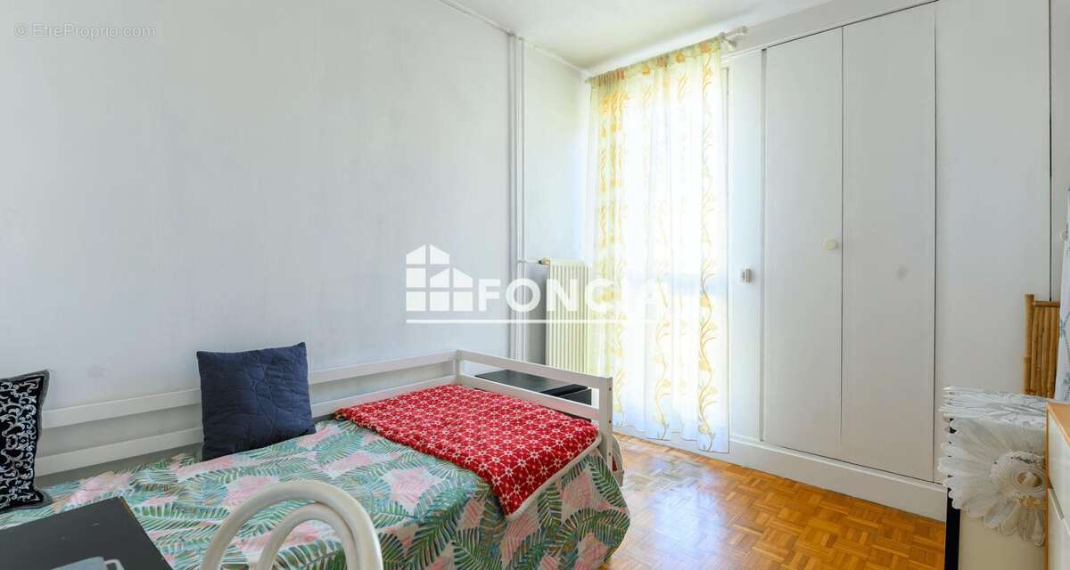 Appartement à NEUILLY-SUR-MARNE