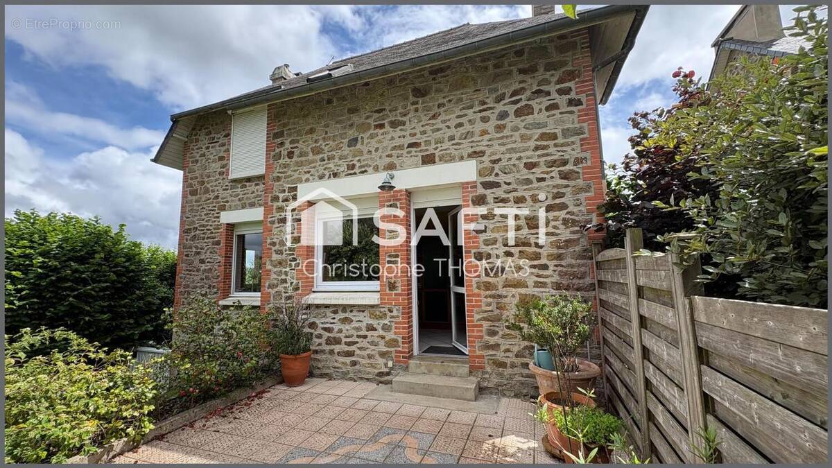 Photo 1 - Maison à LAMBALLE