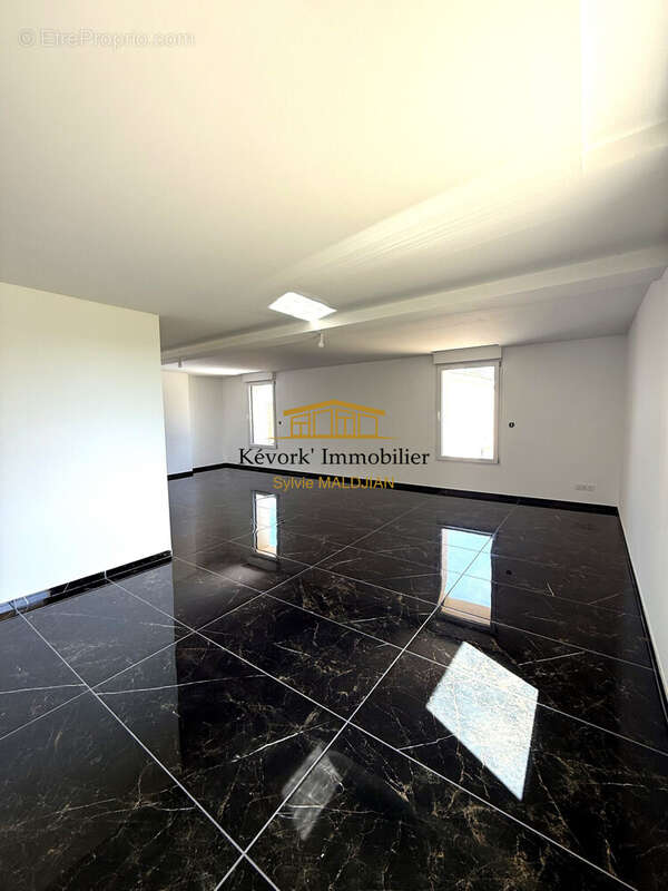 Maison à SAINT-MARCEL-LES-VALENCE