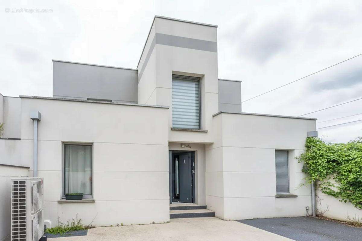 Maison de 6 pièces de 180 m² à Champigny-sur-Marne - photo 16