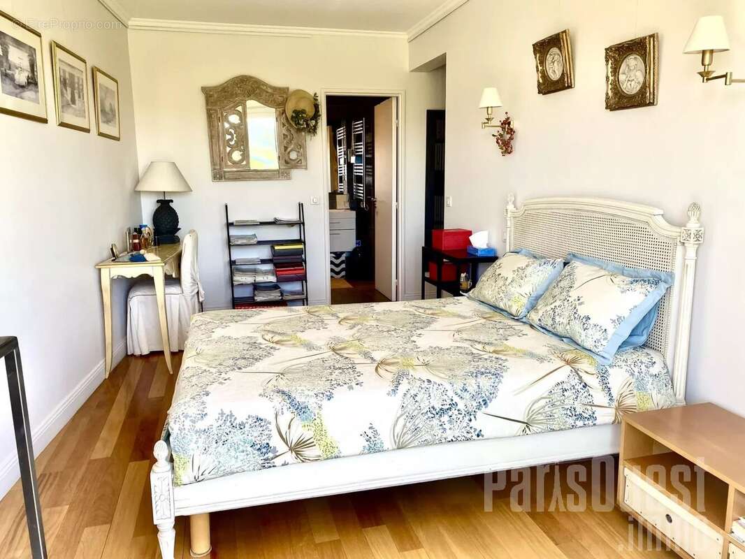 Appartement à SAINT-CLOUD