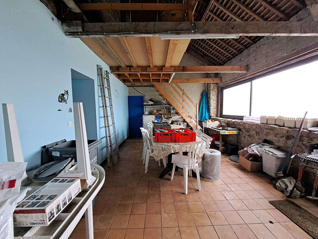 Maison à CREHEN