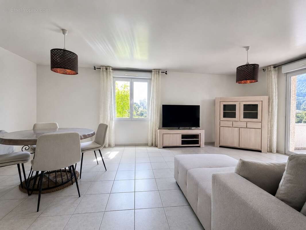 Albertville (73) - maison 232 m2 - terrain 1740 m2 - photo 3