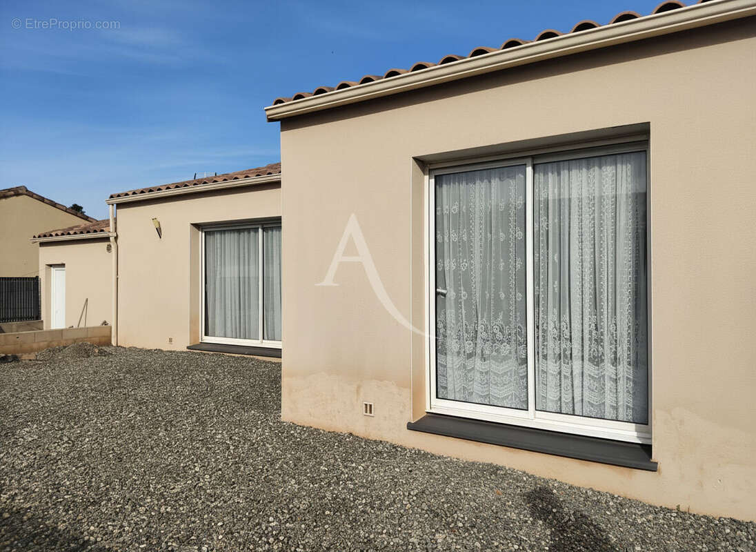 Maison à HOMPS