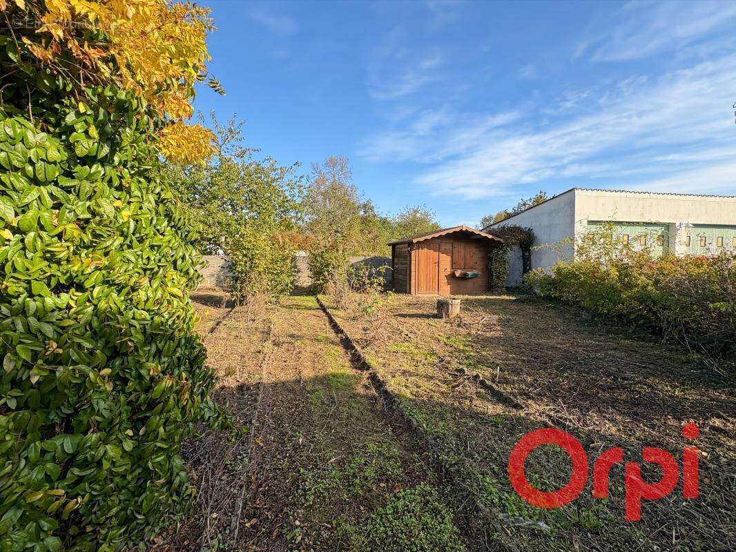 Maison à SAINT-AMAND-MONTROND