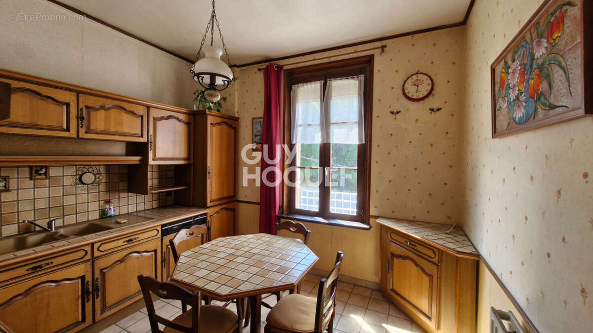 Appartement 78 m² à Soissons  - photo 2
