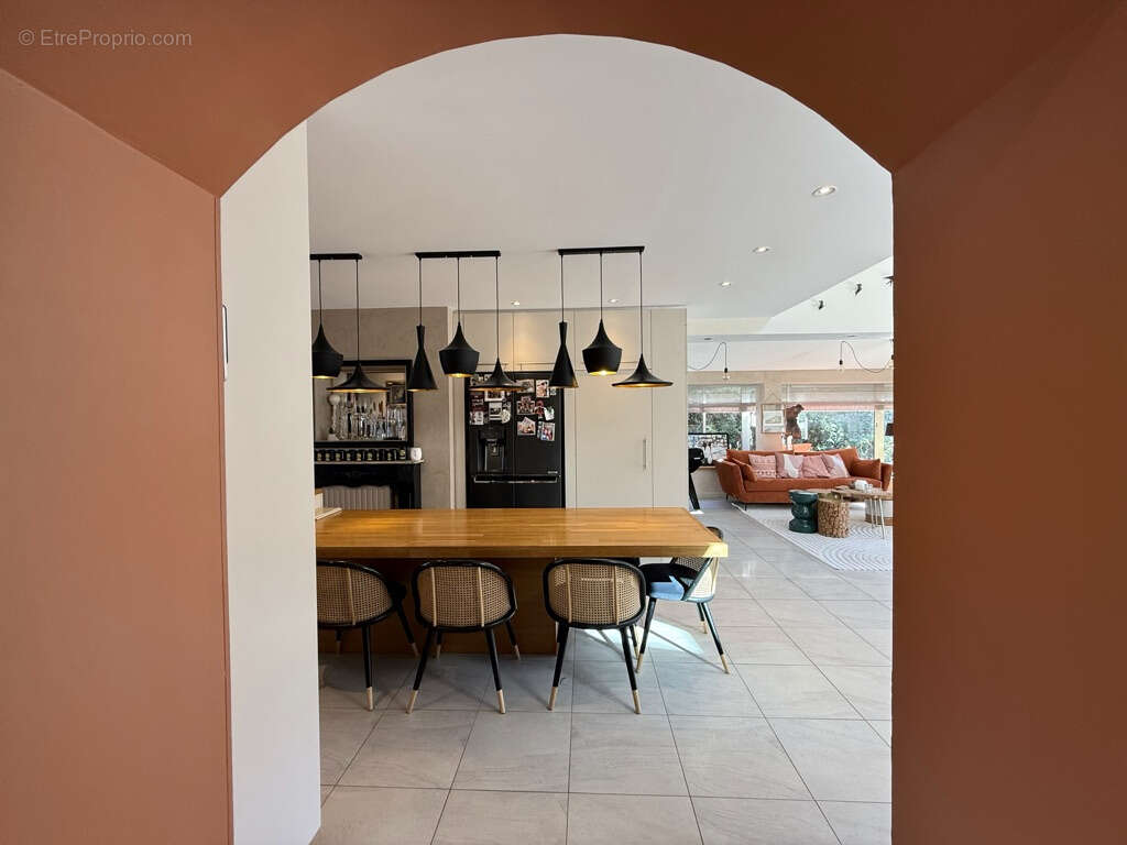 Maison à PORTES-LES-VALENCE