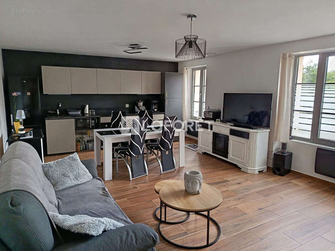 Appartement à QUINGEY