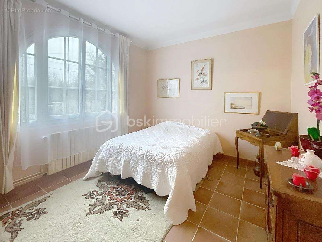 Maison à FERRIERES-EN-GATINAIS