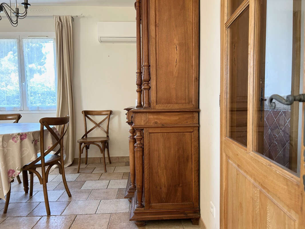 Maison à SAINT-LAURENT-LA-VERNEDE