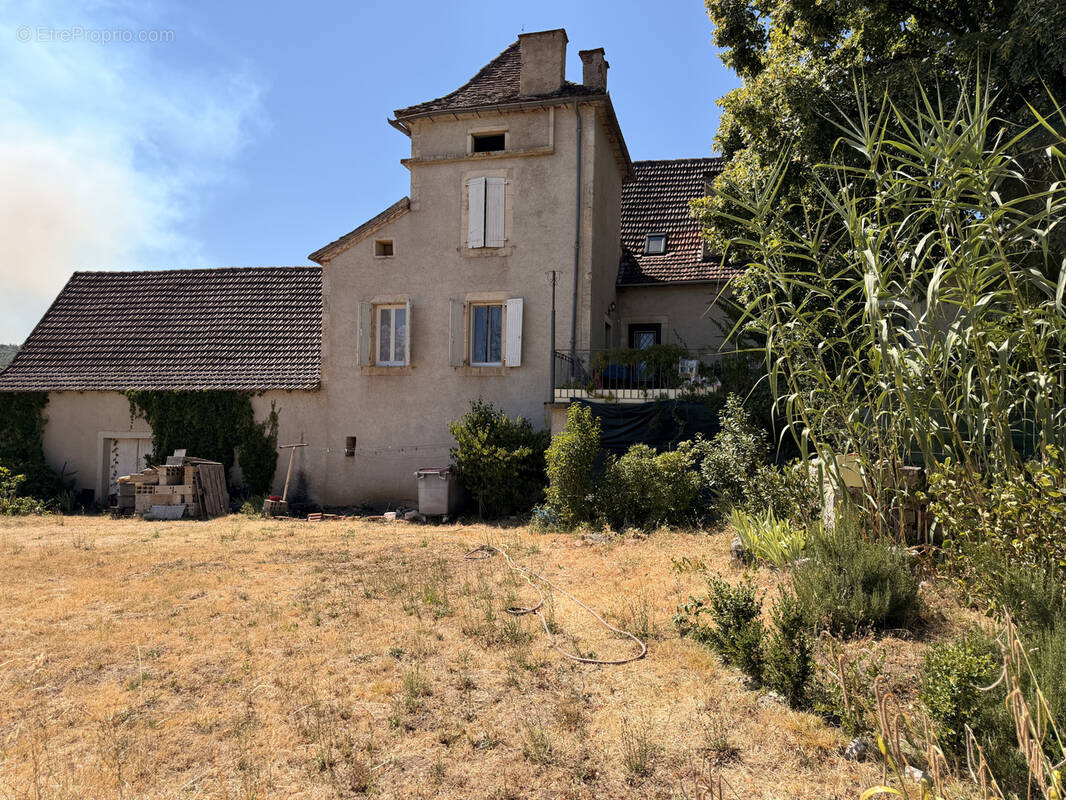 Maison à TOUR-DE-FAURE