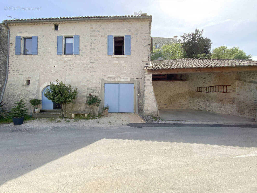 Maison à UZES