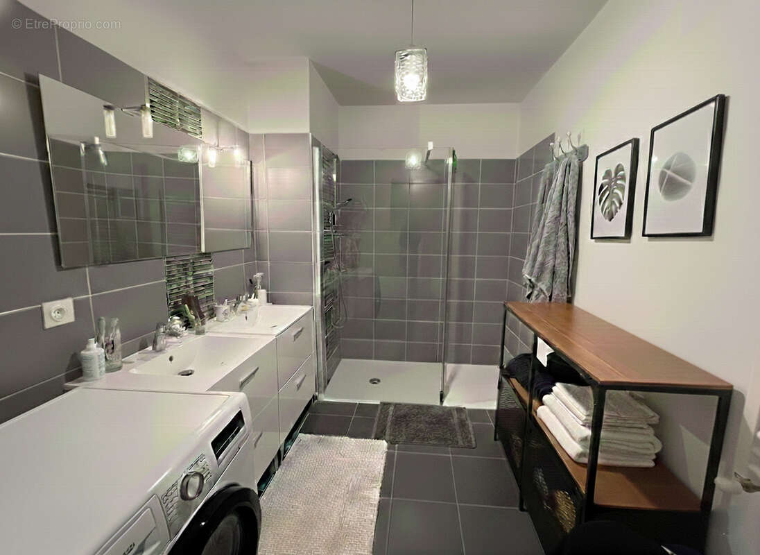 Appartement à LA RICHE