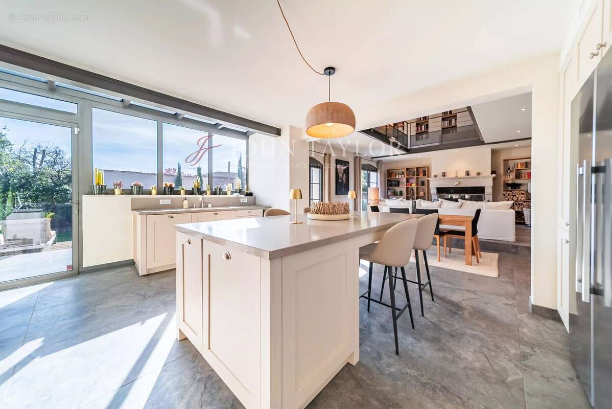 Maison à MAUSSANE-LES-ALPILLES