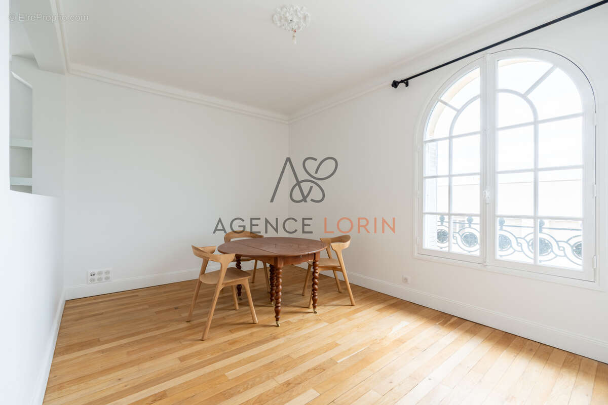 Appartement à LE VESINET
