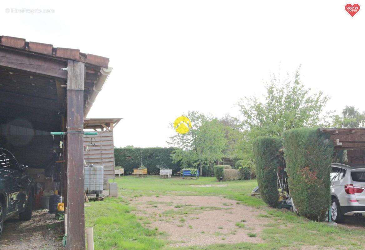 Maison à NERIS-LES-BAINS