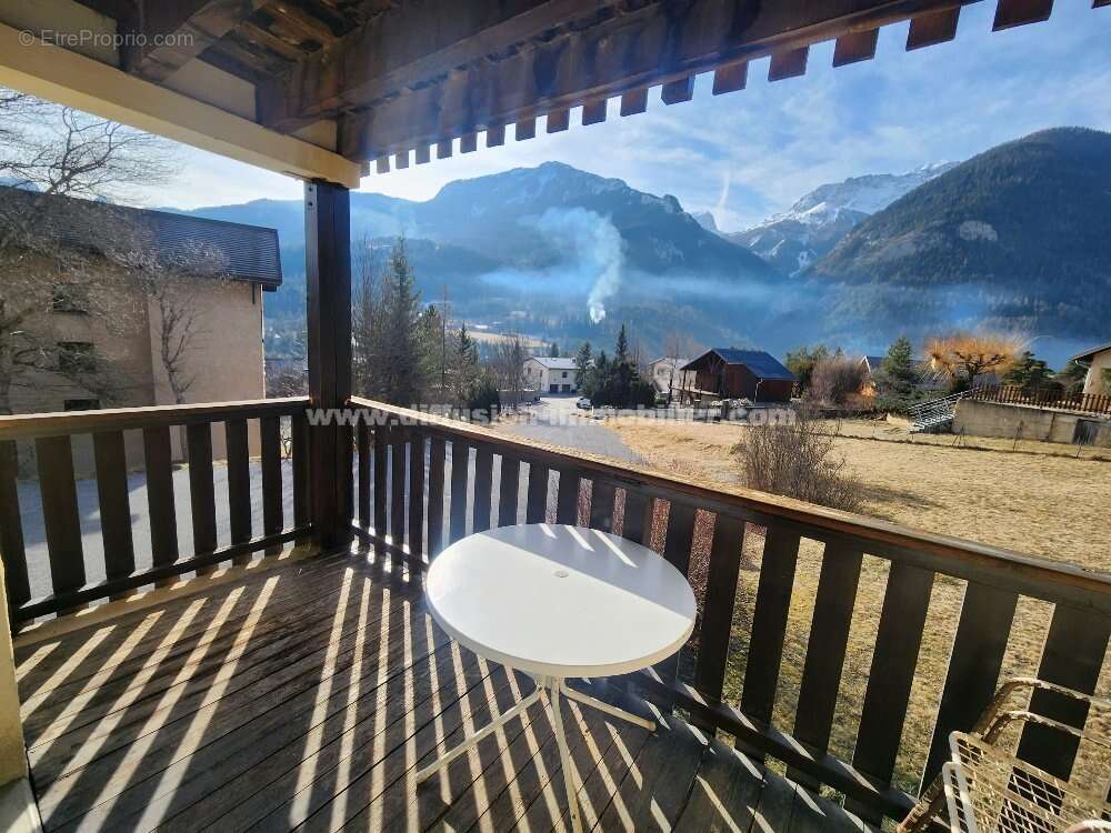 Appartement à LES THUILES