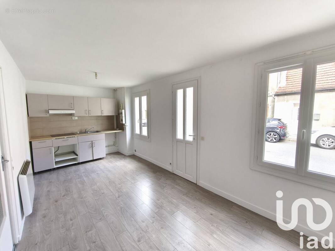 Photo 1 - Maison à NANTEUIL-LE-HAUDOUIN