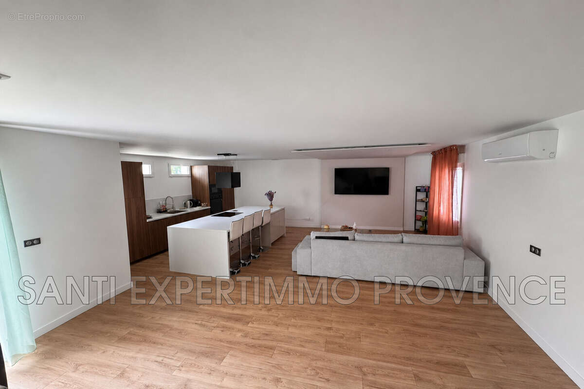 Maison 87 m² à Marseille-16e  - photo 3