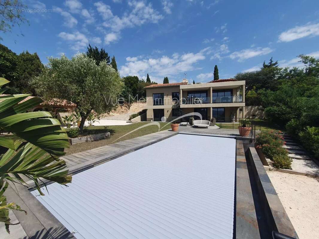 Maison à LE LAVANDOU