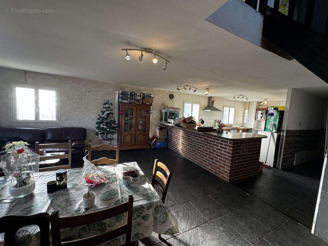 Maison à PETITE-FORET