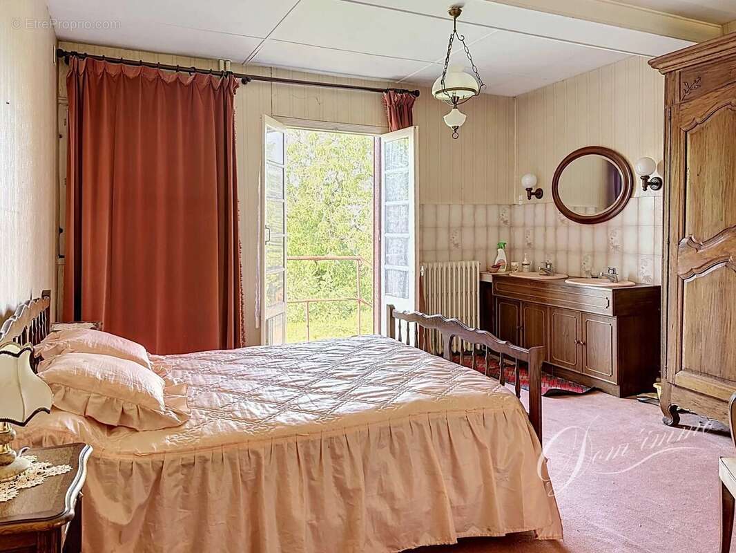 En exclusivité à SAULIEU, maison de ville avec jardin - photo 6