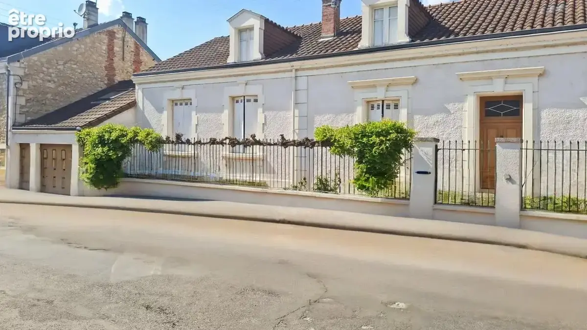 Maison de ville des années 1900 – Proche commerces et écoles - photo 11