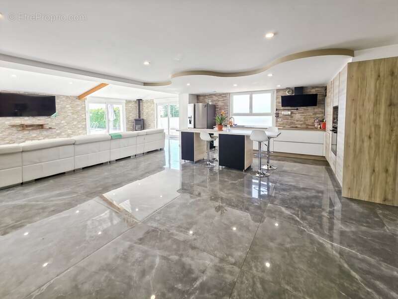 Maison contemporaine de standing avec piscine – commenailles (jura) - photo 4