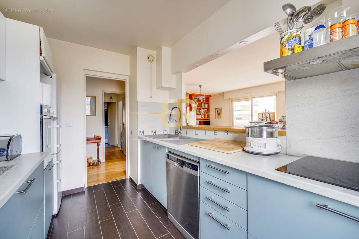 Appartement à PARIS-20E