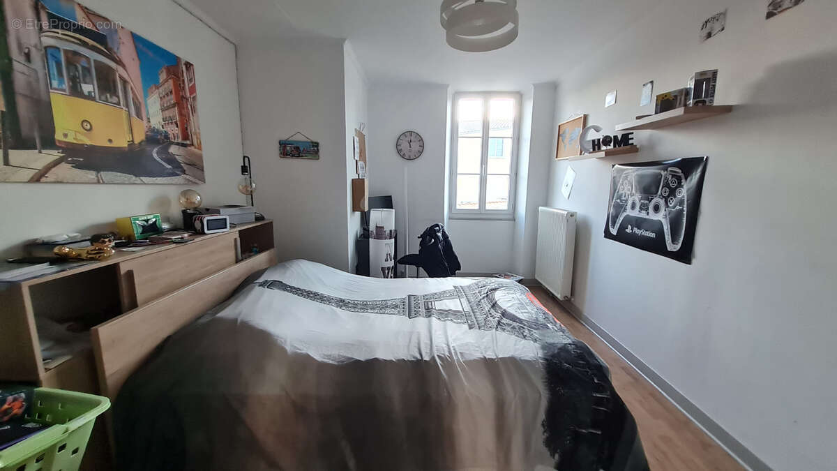 Maison à ASNIERES-SUR-NOUERE