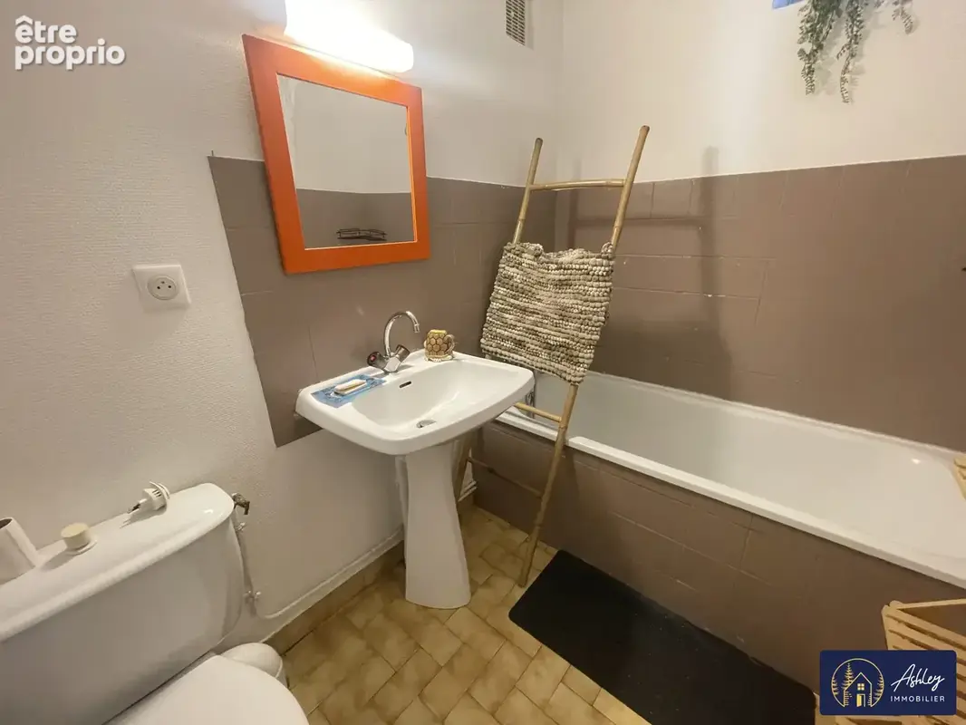 Maison 5 pièces LE CLAUX (Cantal)