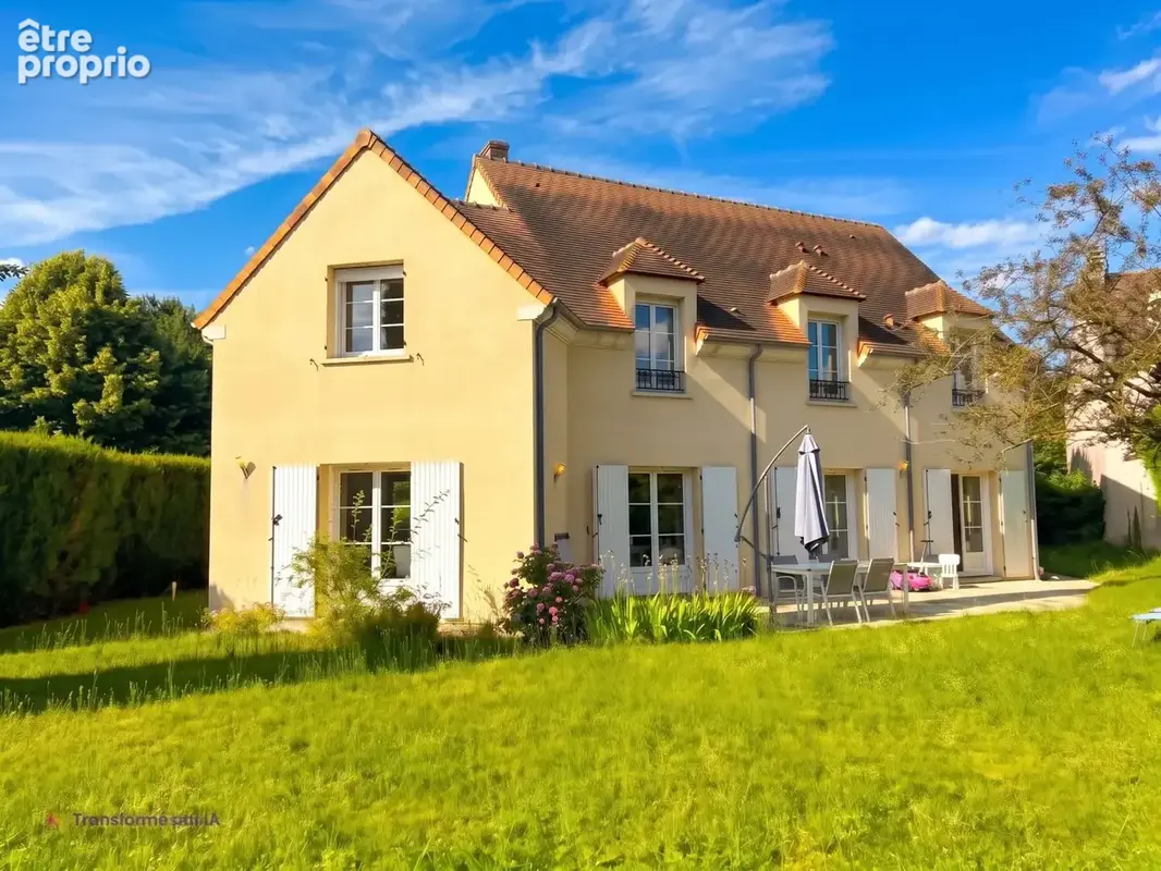 Maison à SAINT-NOM-LA-BRETECHE