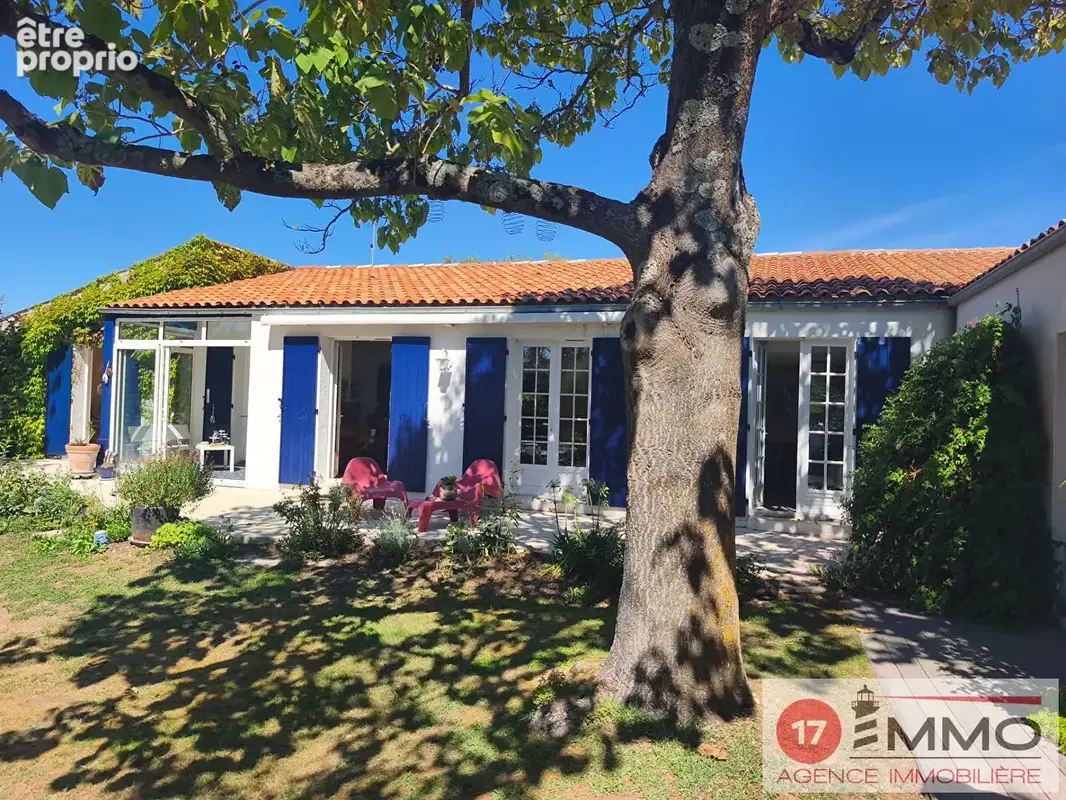 Maison  Salles Sur Mer 170 m2  - 5 chambres et bureau - photo 1