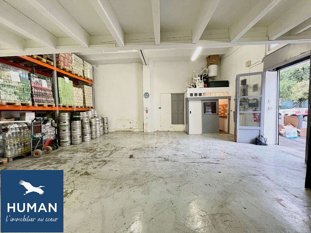 Commerce à MARSEILLE-11E