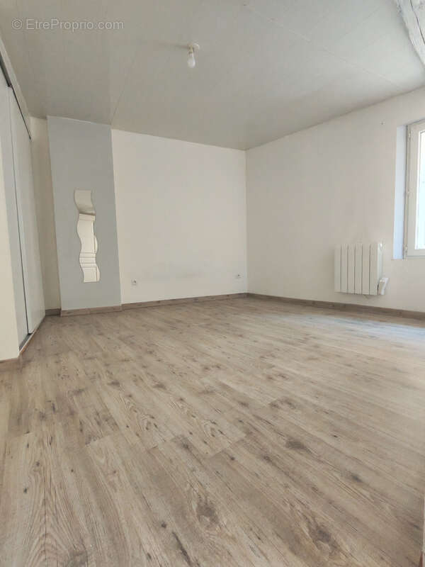 Appartement à CAMPS-LA-SOURCE