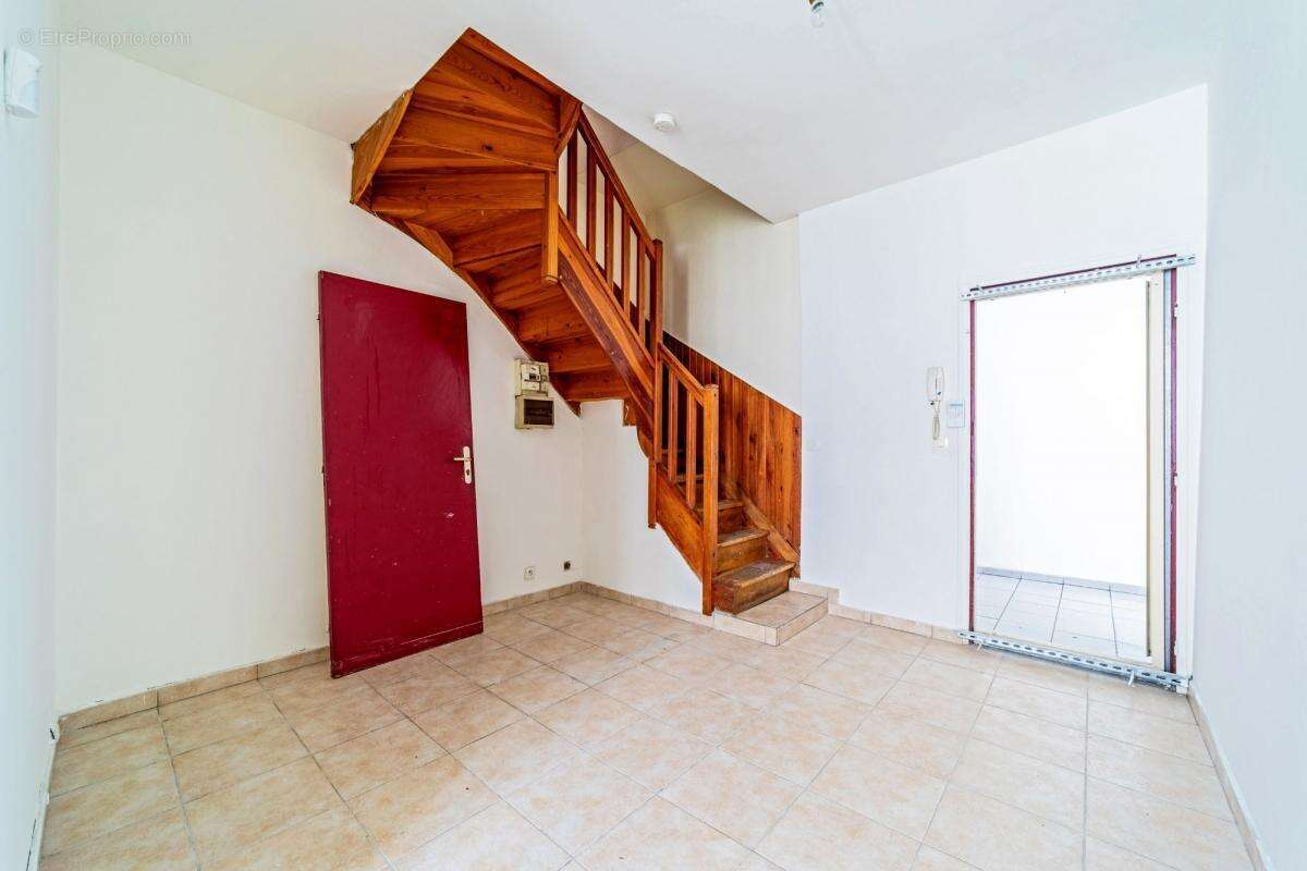 Appartement à VILLENEUVE-SAINT-GEORGES