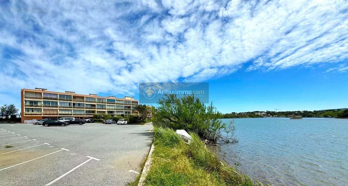 Appartement à FREJUS