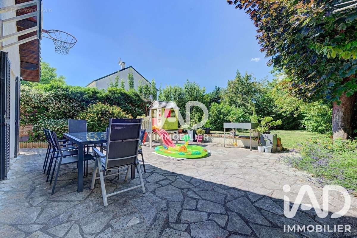 Maison 190 m² à Champigny-Sur-Marne  - photo 8