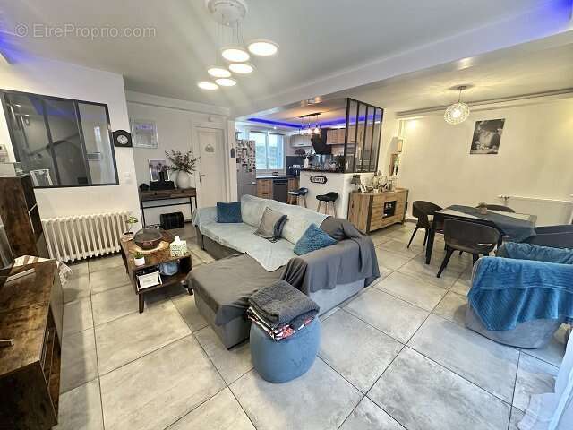 Maison à BONNEUIL-SUR-MARNE