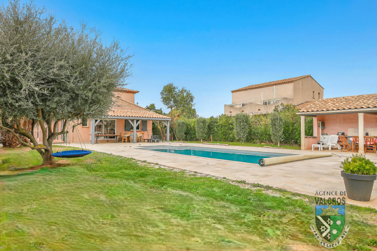Maison à LA LONDE-LES-MAURES
