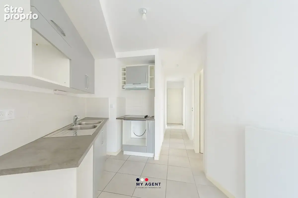 T4 avec grande terrasse 35m2 - dernier étage - photo 6