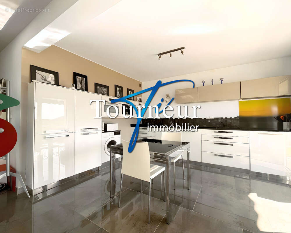 Appartement à SANARY-SUR-MER