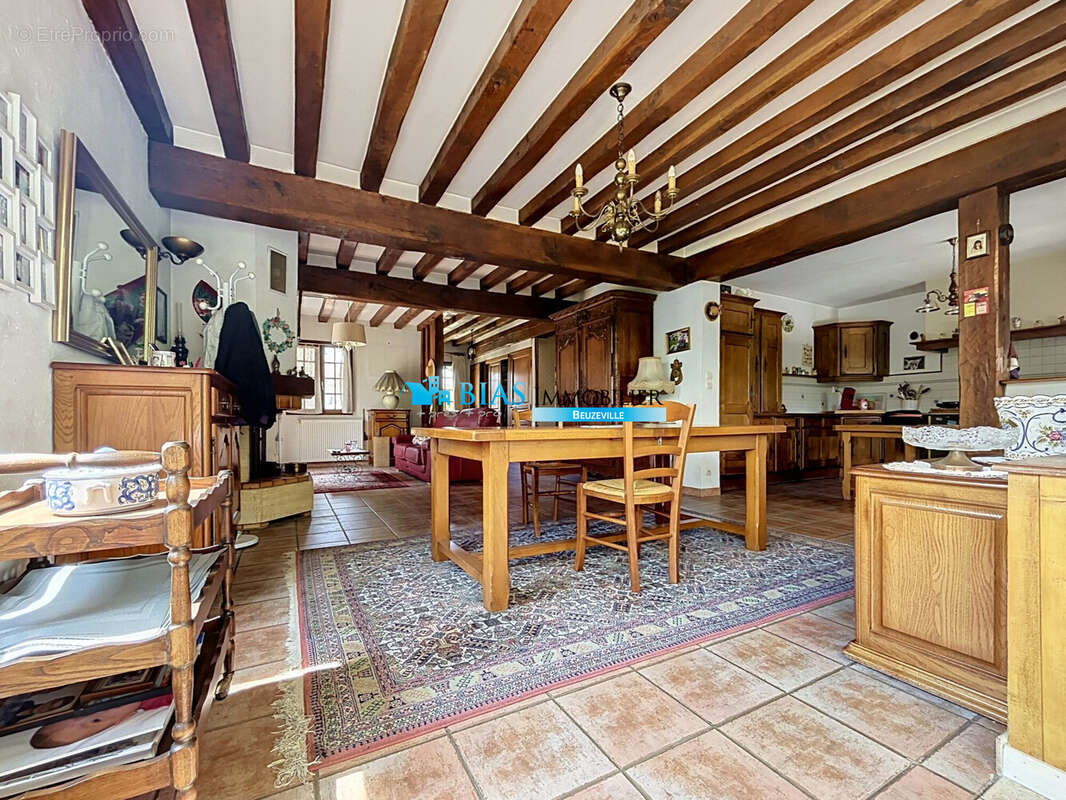 Maison 155 m² à Beuzeville  - photo 4